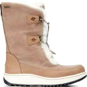 SOLD Sperry Powder Valley Boots